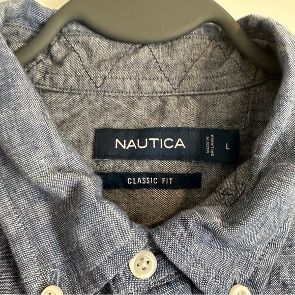 NAUTICA Men’s Button Down Size L - Picture 2 of 3